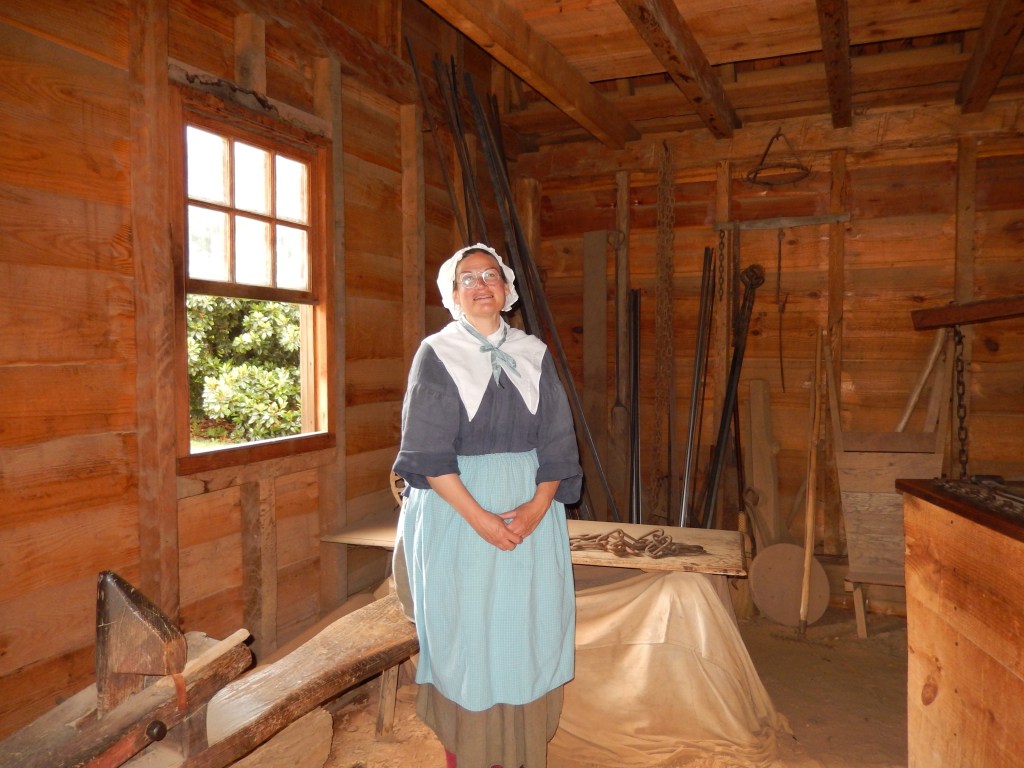 Mount Vernon reenactment costumes