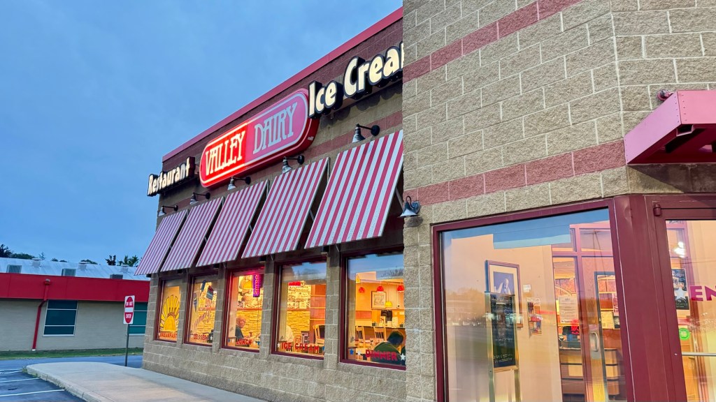 A Late-Night Dinner Stop at Valley Dairy in DuBois